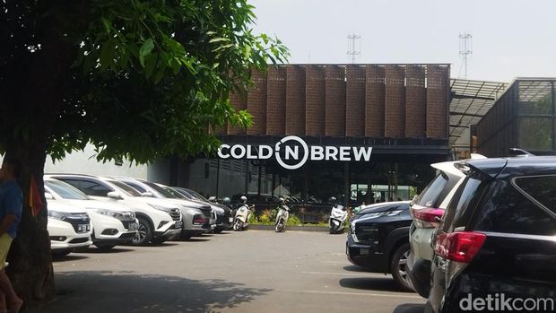 Cold 'N Brew Fajar Indah, tempat nobar Piala Dunia U-17.