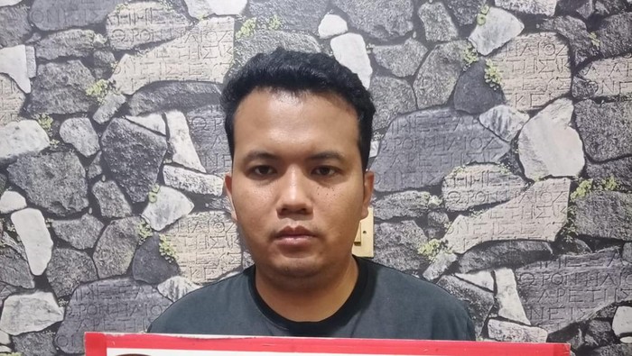 Daud tersangka penipuan masuk Akpol (dok. Polisi)