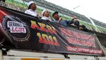 Geranati LGBT Demo Tolak Coldplay di Mabes Polri