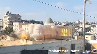 Informasi ini bersumber dari Palestinian News & Information Agency (WAFA) pada Rabu (8/11/2023) malam. Salah satu masjid yang menjadi sasaran Israel adalah Masjid Al Mustafa di Khan Yunis, Gaza.  