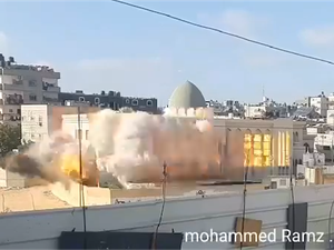 Detik-detik Rudal Israel Hancurkan Masjid Khalid bin Al-Walid di Gaza