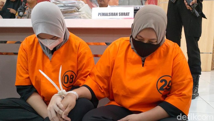 Dua pemalsu dokumen untuk pinjaman di bank di Probolinggo