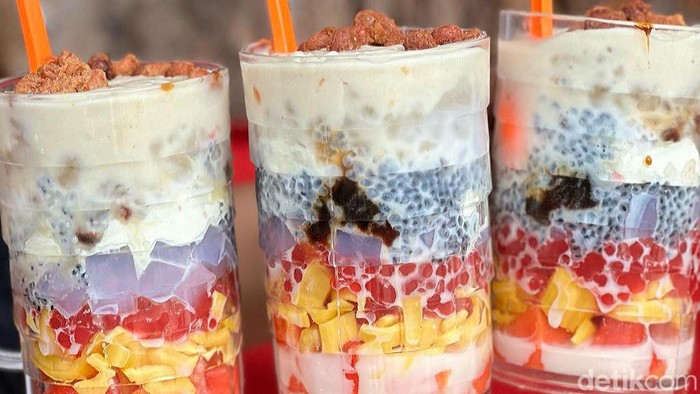 Es Teler Djayantie yang digandrungi muda mudi