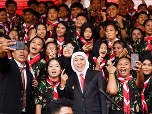 Gubernur Khofifah Tekankan Peran Penting Pahlawan Ekonomi Nasional