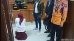 Inara Rusli Nagis sampai Sujud Syukur Resmi Cerai dengan Virgoun