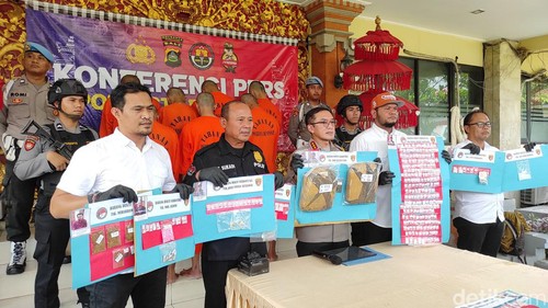 Konferensi pers penangkapan 85 orang pengedar narkoba di Polresta Denpasar, Jumat (10/11/2023). (I Wayan Sui Suadnyana/detikBali)