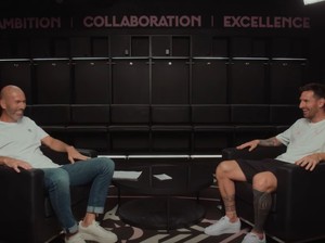 Messi dan Zidane Saling Ketawa soal...