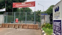 Dari pihak PPKGBK, menyebut lahan Hotel Sultan merupakan aset milik negara sesuai HPL No. 1/Gelora pada tahun 1989 atas nama Kemensetneg c.q PPKGBK. PT Indobuildco dianggap sudah tidak berhak menempati lahan itu karena HGB telah habis pada Maret-April 2023. Di sisi lain, dari pihak PT Indobuildco menyatakan pengelolaan Hotel Sultan berdasarkan HGB No. 26/27 tahun 1972, bukan di atas lahan HPL No. 1/Gelora. Terkait HGB yang telah habis, pihaknya mengklaim masih memiliki hak pembaruan 30 tahun lagi yang saat ini belum disetujui Kanwil ATR/BPN DKI Jakarta.