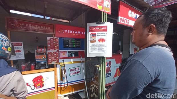 Pertamilk, tempat penjualan susu dengan konsep SPBU di Cirebon.