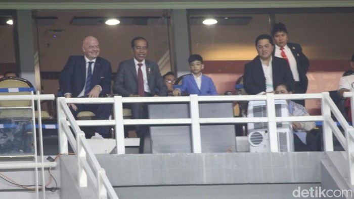 Presiden Jokowi dan Ketum PSSI hadir di pembukaan Piala Dunia U-17