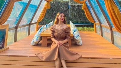 7 Foto Rumiyati Istri Willy Dozan yang Beda 31 Tahun, Disebut Bak Ayah-Anak