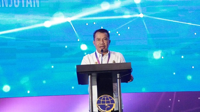 Sekretaris Direktorat Jenderal Perhubungan Darat, Amirulloh
