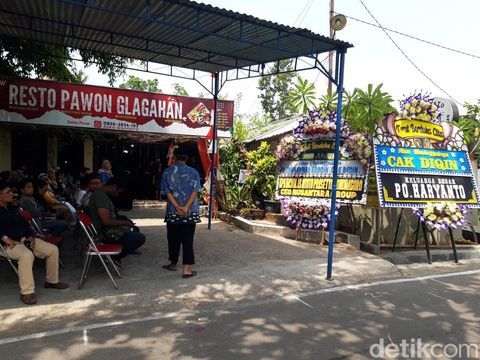 Suasana rumah duka Cak Diqin di Boyolali, Jumat (10/11/2023) siang.