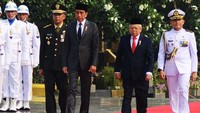 Sementara untuk upacara peringatan Ziarah Nasional memperingati Hari Pahlawan dipimpin oleh Presiden Jokowi. 