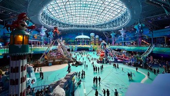 Kantor Berita Macau melaporkan bahwa taman ini ditetapkan untuk memecahkan beberapa rekor dunia lainnya, termasuk museum ilmu kelautan terbesar, etalase akuarium terbesar, dan tangki pajangan hiu terbesar dunia. Foto: ThemeParx