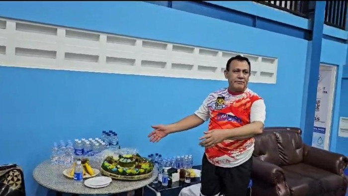 Tangkapan layar video salah satu kegiatan Firli di Aceh yang dibagikan oleh MAKI (dok. Istimewa)