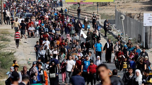 Perang Hamas vs Israel membuat 50.000 warga Palestina meninggalkan wilayah Kota Gaza pada Rabu (8/11/2023). Mereka mengungsi ke wilayah Selatan Palestina.