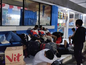 Miris, 11 Atlet Gulat NTB Telantar 9 Hari di Jakarta