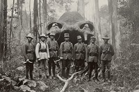 Foto bangsawan Thailand berburu monster