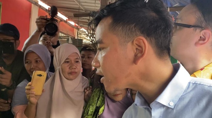 Gibran kunjungi Pasar Natar, Lampung