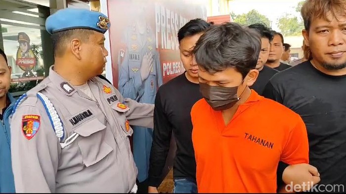 Heru, pembunuh Endang yang mengaku sakit hati dengan ucapan korban.