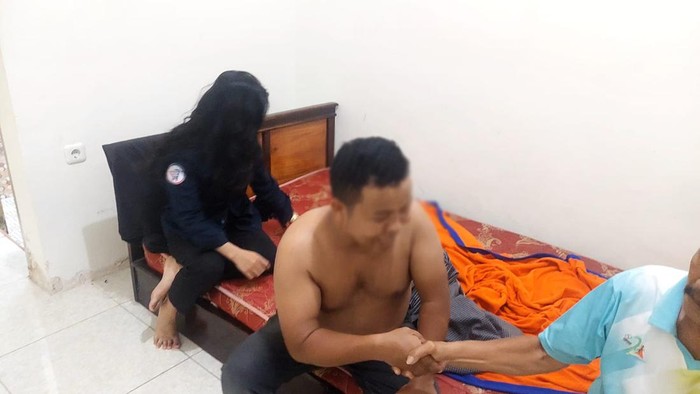 Kades di Sinjai digerebek ngamar bareng wanita muda di indekos.