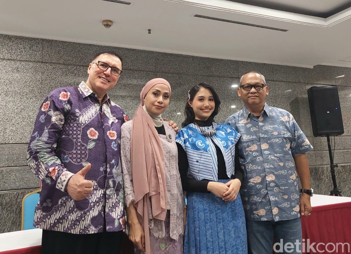 Keluarga WR Supratman