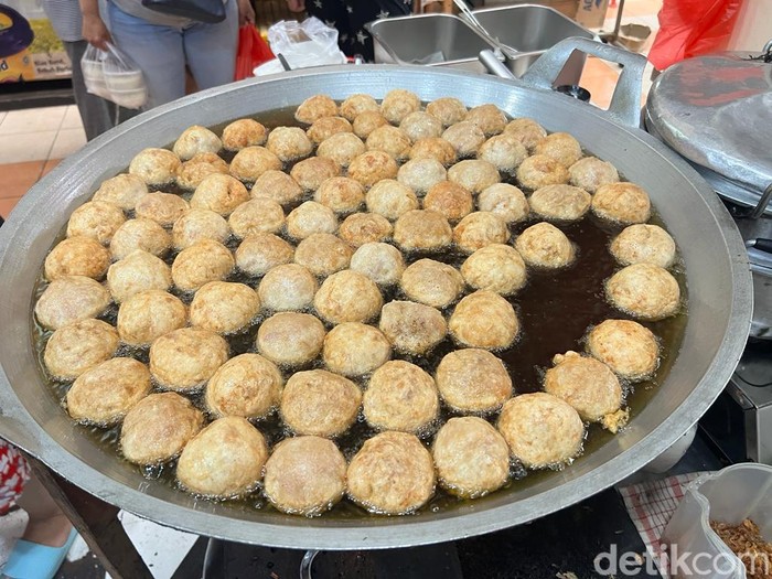 Mantul! Bakmi Ayam Kampung dan Bakso Goreng Viral di Pasmod BSD Mantul! Bakmi Ayam Kampung dan Bakso Goreng Viral di Pasmod BSD