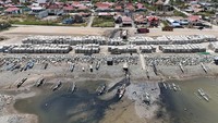 Pembangunan jalan itu untuk mempermudah mobilitas warga sekaligus dapat menahan dan memperkecil resiko terjangan tsunami. 