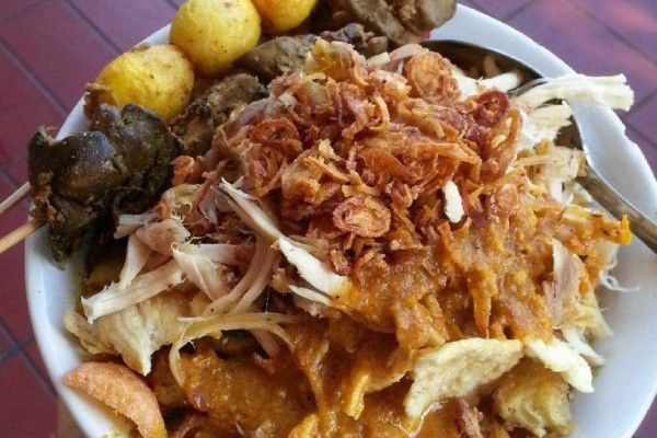 Murah Meriah! Bubur Ayam dengan Topping Melimpah Ada di 5 Tempat Ini