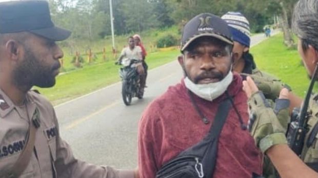 Pelaku pembunuhan aktivis Papua Michelle Kurisi Ndoga berinisial JW (30) ditangkap polisi.