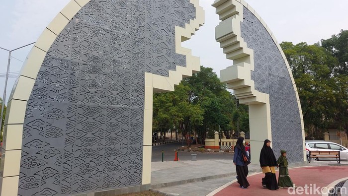 Taman Patakarsa di Sumber, Cirebon