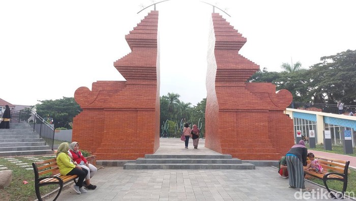 Taman Patakarsa di Sumber, Cirebon Taman Patakarsa di Sumber, Cirebon