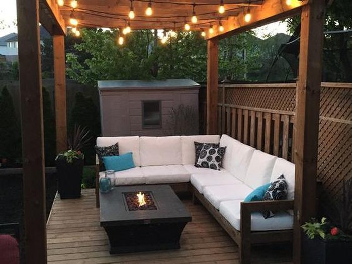 Teras Rumah Minimalis dengan Gazebo.