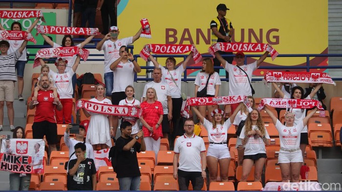 Timnas Jepang Vs Polandia di Piala Dunia U-17. Jepang berhasil mengalahkan Polandia dengan skor 1-0 di Stadion Si Jalak Harupat, Kabupaten Bandung