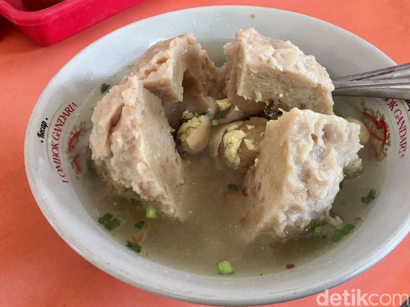 Bakso Empal Suwir Tapak Siring Surabaya
