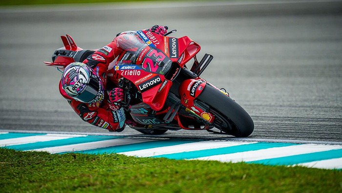 Enea Bastianini berhasil menjadi juara di MotoGP Malaysia 2023.