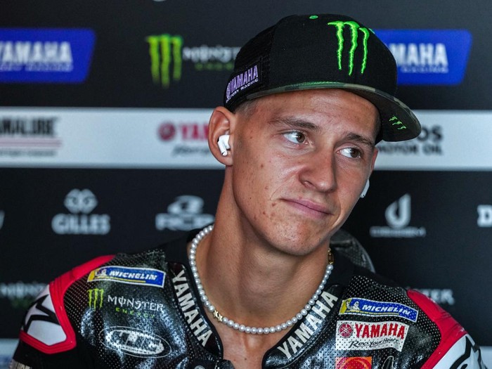 MotoGP - Thailand Grand Prix - Chang International Circuit, Buriram, Thailand - October 28, 2023 Monster Energy Yamaha MotoGP Teams Fabio Quartararo during practice. REUTERS/Athit Perawongmetha