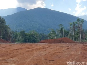 Gunung Wato-wato, Benteng Terakhir Orang Buli yang Kini Terancam Tambang