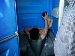 Merasa Jadi Manusia Paling Sengsara? Coba Lihat Deretan Kejadian Sial Ini