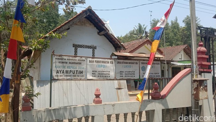 Kantor Kepala Desa Ayamputih, Kecamatan Buluspesantren, Kabupaten Kebumen. Foto diunggah pada Minggu (12/11/2023).