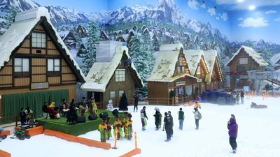 Melihat Kebudayaan Singapura dan Nepal di Trans Snow Bintaro