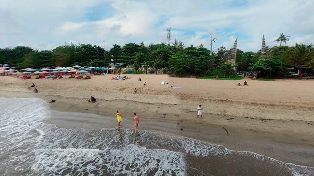Pantai Padma berlokasi di antara Pantai Kuta dan Pantai Double Six. (Tangkapan layar Google Maps) Pantai Padma berlokasi di antara Pantai Kuta dan Pantai Double Six. (Tangkapan layar Google Maps)