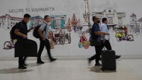 Pihak YIA mencatat pergerakan penumpang periode Januari-September 2023 meningkat 56,05% yaitu sebanyak 3,2 juta orang dibandingkan periode yang sama tahun lalu sebanyak 2,04 juta penumpang.