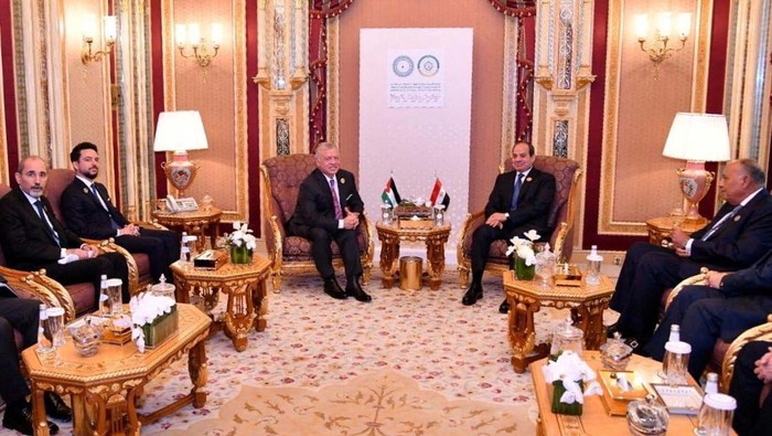 KTT luar biasa Organisasi Kerja Sama Islam (OKI) digelar di Riyadh, Arab Saudi. KTT tersebut menghasilkan sejumlah keputusan, termasuk soal Gaza.