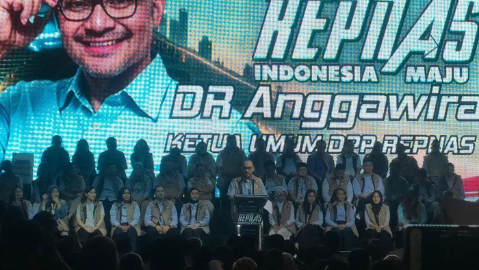 Relawan Pengusaha Muda Nasional (Repnas) mendeklarasikan dukungan kepada pasangan Prabowo Subianto dan Gibran Rakabuming Raka.