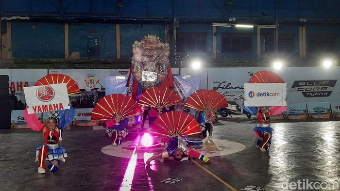 SMA Frater Makassar berhasil menjadi juara Dance Competition Classy Yamaha Youth Festival.