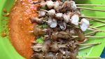 20 Sate Kikil Kenyal Gurih Ada di Sini!