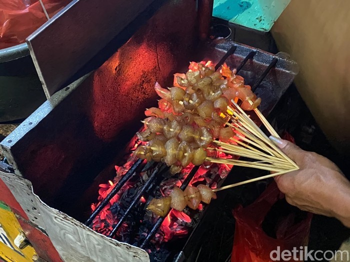 20 Sate Kikil KenyalΒ Gurih Ada di Sini! 20 Sate Kikil KenyalΒ Gurih Ada di Sini!