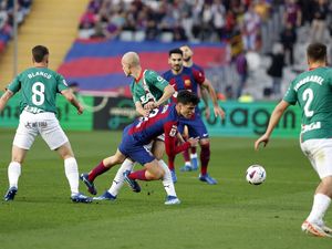 Barca Kurang Meyakinkan, Xavi Salahkan Media